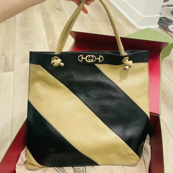 NIB Authentic Gucci Diagonal Striped Zumi - Picture 1 of 7
